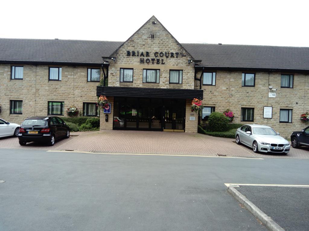 The Briar Court Hotel Huddersfield Exteriör bild